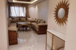 Appartement au RDC ensoleillé, avec Wifi et Parking